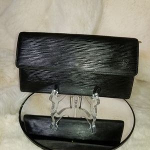 LV EPI long wallet in black